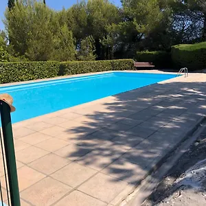 Appartement Beau Calme Proche De La Piscine Tennis, Villeneuve-Loubet