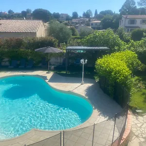 Appartement Climatisé Avec Piscine Et Jardin, Villeneuve-Loubet